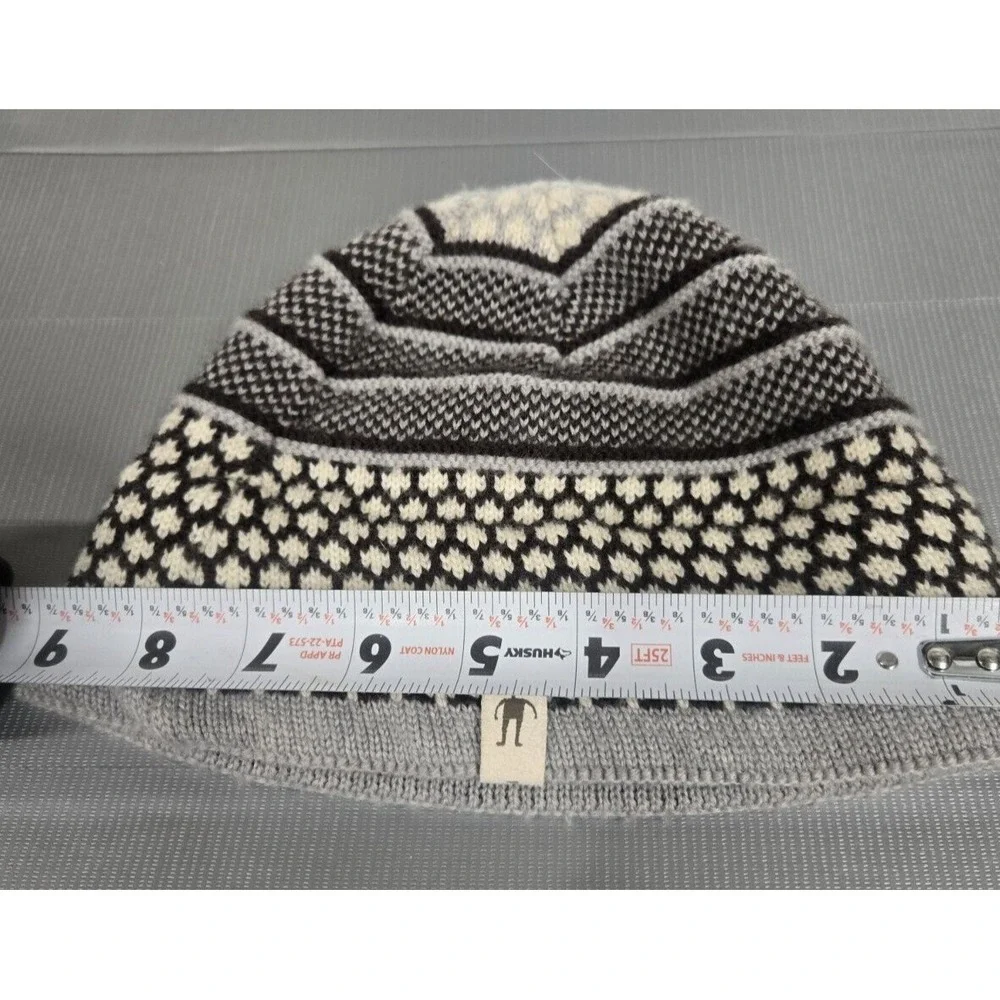 SmartWool Women's Beanie Hat  One Size Gray  Knit Cap Winter Ski